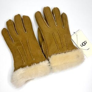 UGG Exposed Sheepskin Glove NEW Hand Sewn In Chestnut Size M